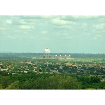 Lais Puzzle - Basilika Unserer Lieben Frau des Friedens in Yamoussoukro, Elfenbeinküste - 1.000 Teile