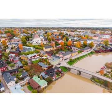 Lais Puzzle - Altstadt von Porvoo, Finnland. Schöne Stadtlandschaft mit idyllischem Fluss Porvoonjoki - 2.000 Teile