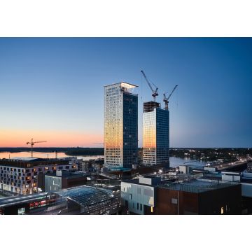 Lais Puzzle - Luftaufnahme der ersten Wolkenkratzer in Finnland im Stadtteil Kalasatama. Höchste Gebäude in Finnland - 1.000 Teile