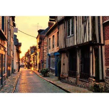 Lais Puzzle - Alte Straße in der Normandiestadt Honfleur, Frankreich, im Licht der aufgehenden Sonne - 1.000 Teile