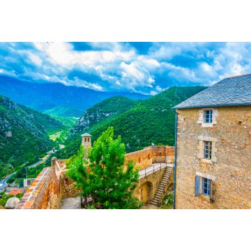 Lais Puzzle - Innenhof des Fort Liberia im Dorf Villefranche de Conflent in Frankreich - 2.000 Teile