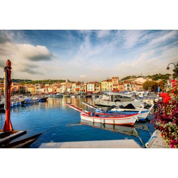 Lais Puzzle - Stadtbild mit Jachthafen in der Bucht des Ferienorts Cassis. Frankreich, Provence - 2.000 Teile
