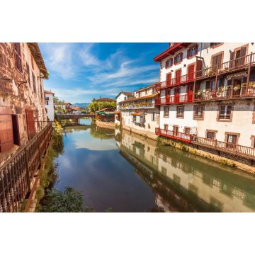 Lais Puzzle - Saint-Jean-pied-de-Port, durchquert von der Nive, Frankreich - 2.000 Teile