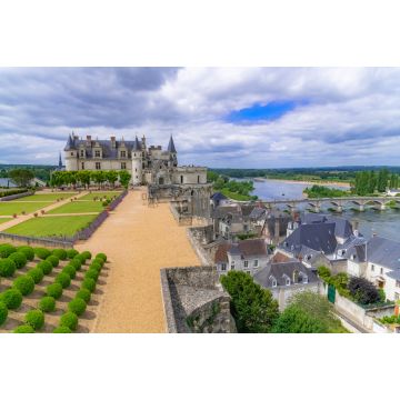 Lais Puzzle - Schloss Amboise, schönes französisches Kulturerbe, Panorama mit dem Fluss Loire im Frühling - 2.000 Teile
