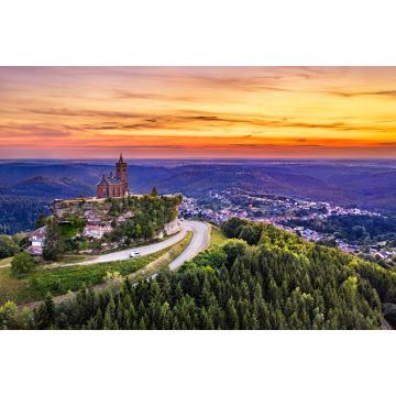 Lais Puzzle - St.-Leon-Kapelle auf dem Dabo-Felsen in den Vogesen - Moselle, Frankreich - 2.000 Teile