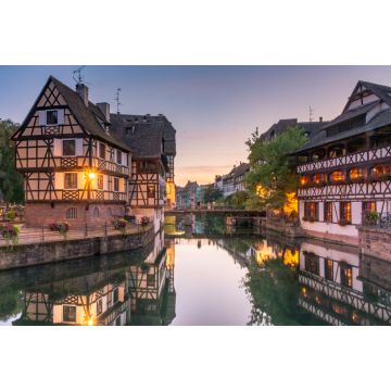 Lais Puzzle - Sonnenuntergang über dem Kanal von "petite venice" in Straßburg, Frankreich - 2.000 Teile