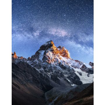 Lais Puzzle - Fantastischer Sternenhimmel. Herbstlandschaft mit schneebedeckten Gipfeln. Kaukasischer Hauptkamm. Bergblick vom Berg Ushba Meyer, Georgien. Europa - 40, 100, 200, 500, 1.000 & 2.000 Teile