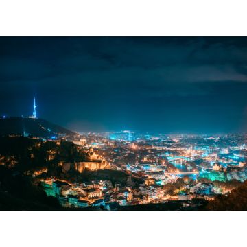 Lais Puzzle - Tiflis, Georgien. Top View of Cityscape Skyline Stadt in der Nacht Beleuchtungen. Georgische Hauptstadt - 1.000 Teile