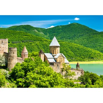Lais Puzzle - Burg Ananuri am Fluss Aragvi in Georgien - 1.000 Teile