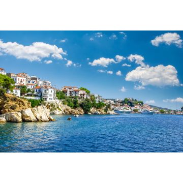 Lais Puzzle - Skiathos Stadt auf der Insel Skiathos, Griechenland. Schöner Blick auf die Altstadt mit Booten im Hafen - 2.000 Teile
