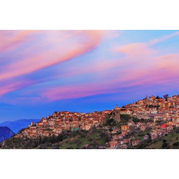 Lais Puzzle - Arachova ist ein Bergdorf und eine ehemalige Gemeinde im westlichen Teil von Böotien, Griechenland, in der Nähe von Delphi - 2.000 Teile