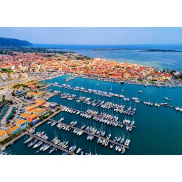 Lais Puzzle - Segelboote im Yachthafen und die Stadt Lefkada, Griechenland - 1.000 Teile