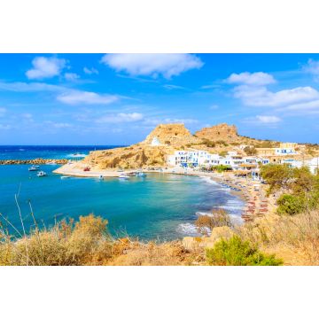 Lais Puzzle - Blick auf den schönen Strand und Hafen von Finiki, Insel Karpathos, Griechenland - 2.000 Teile