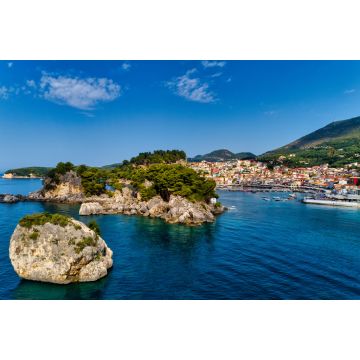 Lais Puzzle - Luftaufnahme der Küstenstadt Parga, Griechenland, während des Sommers - 2.000 Teile