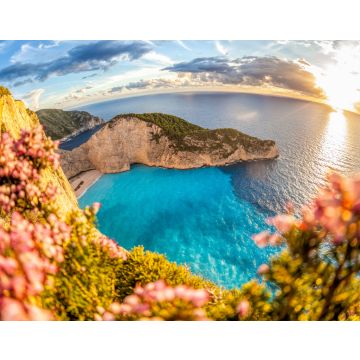 Lais Puzzle - Navagio-Strand mit Schiffswrack und bunten Blumen auf der Insel Zakynthos, Griechenland - 40, 100, 200, 500, 1.000 & 2.000 Teile