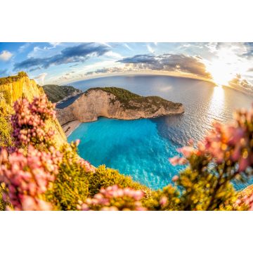 Lais Puzzle - Navagio-Strand mit Schiffswrack und bunten Blumen auf der Insel Zakynthos, Griechenland - 2.000 Teile
