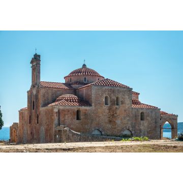Lais Puzzle - im Inneren der Festung Neokastro - Kirche der Verklärung des Herrn, Pylos, Griechenland - 2.000 Teile