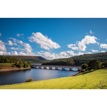 Lais Puzzle - Ladybower Reservoir und Bamford Edge im Upper Derwent Valley, im Herzen des Peak District National Park - 2.000 Teile