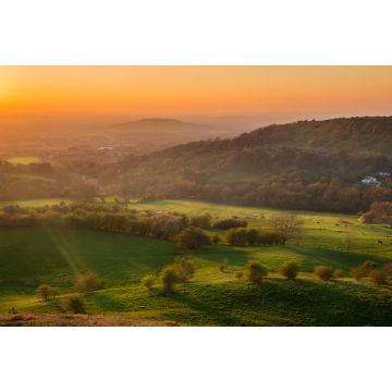 Lais Puzzle - Warmer orangefarbener Sonnenuntergang über dem Gloucester Valley in England - 2.000 Teile