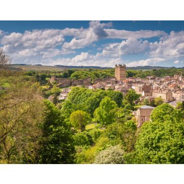 Lais Puzzle - Richmond Town and Castle / Die Marktstadt Richmond liegt am Rande der North Yorkshire Dales, am Ufer des Flusses Swale - 40, 100, 200, 500 & 1.000 Teile