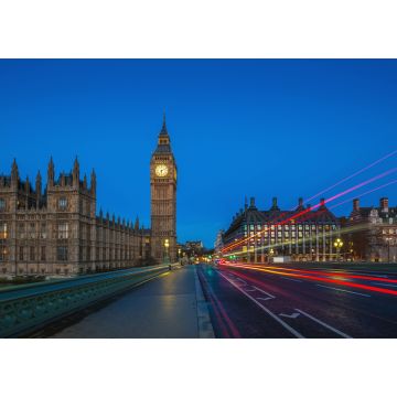 Lais Puzzle - London, England - Der berühmte Big Ben und die Houses of Parliament mit den Lichtern von Doppeldeckerbussen auf der Westminster Bridge in der Morgendämmerung - 1.000 Teile