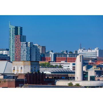 Lais Puzzle - Die Skyline der Stadt Plymouth an einem strahlenden Sonnentag - 1.000 Teile