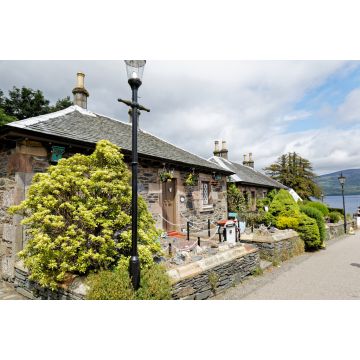 Lais Puzzle - Luss, kleines Dorf am Loch Lomond, Loch Lomond & The Trossachs National Park, Schottland, Vereinigtes Königreich - 2.000 Teile