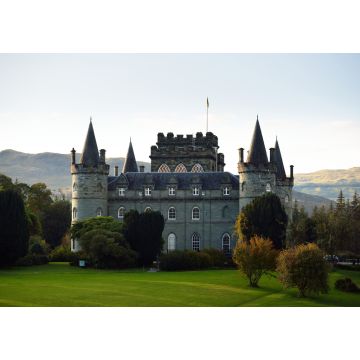 Lais Puzzle - Ein Blick auf die Burg von Inveraray an einem sonnigen Tag. Innere Hebriden, Argyll und Bute, Schottland, UK - 1.000 Teile