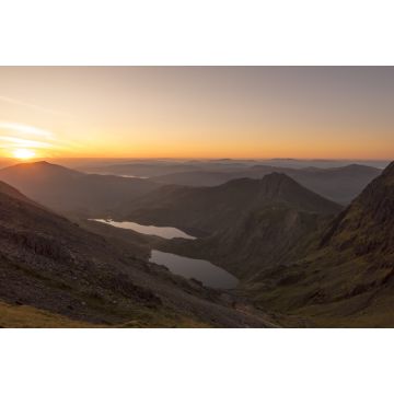 Lais Puzzle - Sonnenaufgang durch ein Snowdonia-Bergental in Wales, UK - 2.000 Teile