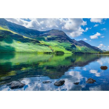 Lais Puzzle - Berge spiegeln sich in einem See im schönen Lake District in England - 2.000 Teile