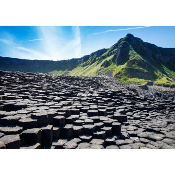 Lais Puzzle - Landschaft des Giant's Causeway Trail mit blauem Himmel im Sommer in Nordirland, County Antrim. UNESCO-Kulturerbe - 1.000 Teile