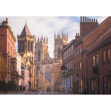 Lais Puzzle - Goldenes Morgenlicht in der historischen Altstadt von York entlang der Museum Street mit Blick auf die York Minster Cathedral in Yorkshire, England, Vereinigtes Königreich - 1.000 Teile