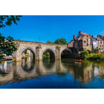 Lais Puzzle - Ein Blick durch das von Bäumen gesäumte Ufer auf die Elvet Bridge in Durham, UK im Sommer - 1.000 Teile
