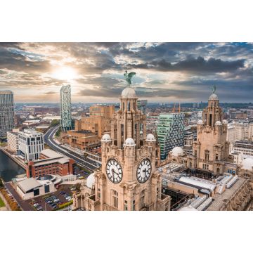 Lais Puzzle - Luftaufnahme des Turms des Royal Liver Building in Liverpool, Großbritannien, bei schönem Sonnenuntergang - 2.000 Teile