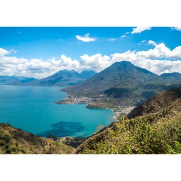 Lais Puzzle - Aussichtspunkt am Atitlan See mit den drei Vulkanen San Pedro, Atitlan und Toliman - man sieht die kleinen Dörfer San Pedro und San Juan am See im Hochland von Guatemala - 1.000 Teile