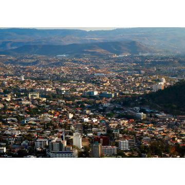 Lais Puzzle - Ein Panoramablick auf die Hauptstadt von Honduras, Tegucigalpa - 1.000 Teile