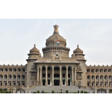 Lais Puzzle - Vidhana Soudha Gebäude, Bangalore, Karnataka, Indien - 2.000 Teile