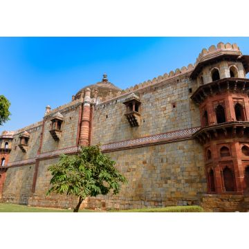 Lais Puzzle - Die Rückseite der einkuppeligen Qila-i-Kuna-Moschee, die 1541 von Sher Shah erbaut wurde, ist ein hervorragendes Beispiel für ein vormogulisches Design. Sie befindet sich in der Purana Quila, in Delhi, Indien - 1.000 Teile