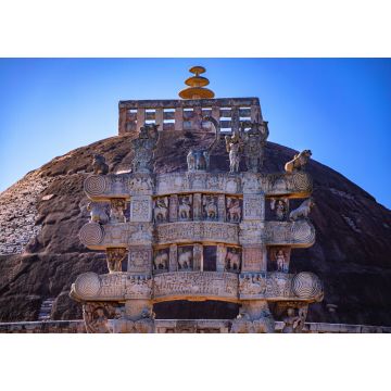 Lais Puzzle - Der Stupa von Sanchi ist ein buddhistischer Komplex, berühmt für seinen großen Stupa, auf einem Hügel in der Stadt Sanchi im Distrikt Raisen im indischen Bundesstaat Madhya Pradesh. Er gehört zum UNESCO-Weltkulturerbe. - 1.000 Teile