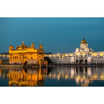 Lais Puzzle - Der Goldene Tempel, auch bekannt als Harmandir Sahib, was "jedermanns Tempel oder Haus" oder Darbār Sahib, was "erhabener Hof" bedeutet, ist ein Gurdwara in der Stadt Amritsar, Punjab, Indien - 2.000 Teile