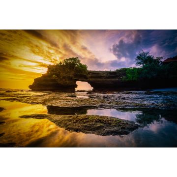 Lais Puzzle - Tanah Lot Tempel auf dem Meer bei Sonnenuntergang auf der Insel Bali, Indonesien - 2.000 Teile
