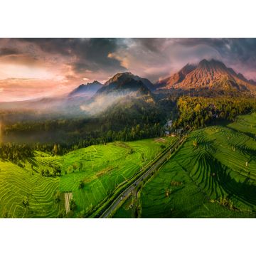 Lais Puzzle - Schöne Luftaufnahme der Gebirgskette in Sumatera mit erstaunlichem Himmel im Norden des Dorfes Bengkulu, Indonesien - 1.000 Teile
