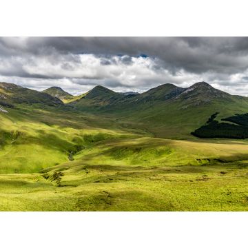 Lais Puzzle - Blick auf ein grünes Tal im irischen Connemara-Nationalpark mit den Twelve Bens Mountains im Hintergrund - 1.000 Teile