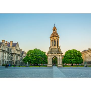 Lais Puzzle - Campanile im Inneren des Campus des Trinity College in Dublin, Irland - 1.000 Teile