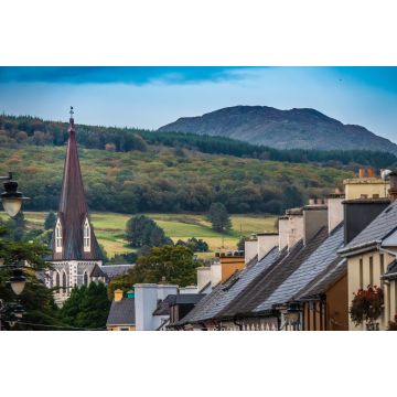 Lais Puzzle - Die charmante Kleinstadt Kenmare (das kleine Nest), auf dem Ring of Kerry und dem Ring of Beara, im Süden der Grafschaft Kerry, Irland - 2.000 Teile