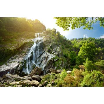 Lais Puzzle - Majestätische Wasserkaskade des Powerscourt-Wasserfalls, des höchsten Wasserfalls in Irland. Touristenattraktionen in Wicklow, Irland - 2.000 Teile