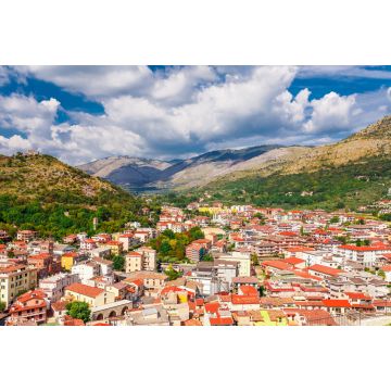 Lais Puzzle - Panoramische Berglandschaft mit Itri, Latium, Italien. Malerisches Dorf in einem Ferienort - 2.000 Teile
