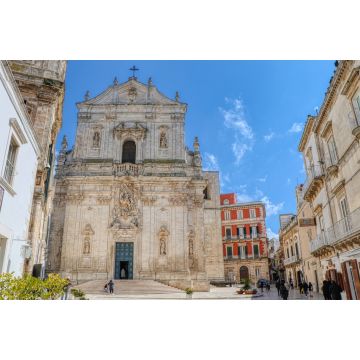 Lais Puzzle - Ein Blick auf die Fassade der Basilika San Martino in Martina Franca, Apulien, Italien - 2.000 Teile