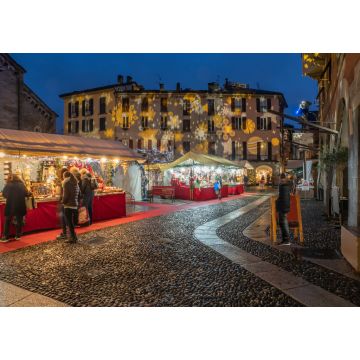 Lais Puzzle - Weihnachtsmärkte im historischen Zentrum von Como, Italien. Weihnachtsbeleuchtung und -dekoration - 1.000 Teile