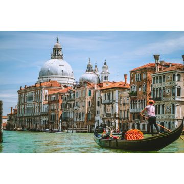 Lais Puzzle - Canal Grande, traditionelle Gondel und Basilika Santa Maria della Salute im Hintergrund, Venedig, Italien - 2.000 Teile